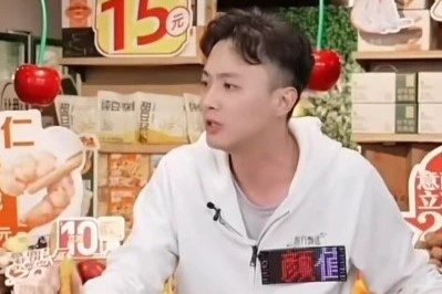 Ngoi sao livestream Trung Quoc bi cam song vi mia mai khach ngheo hinh anh