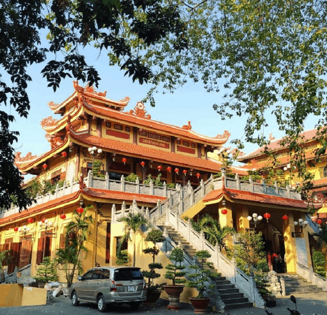 chua o sai gon anh 6