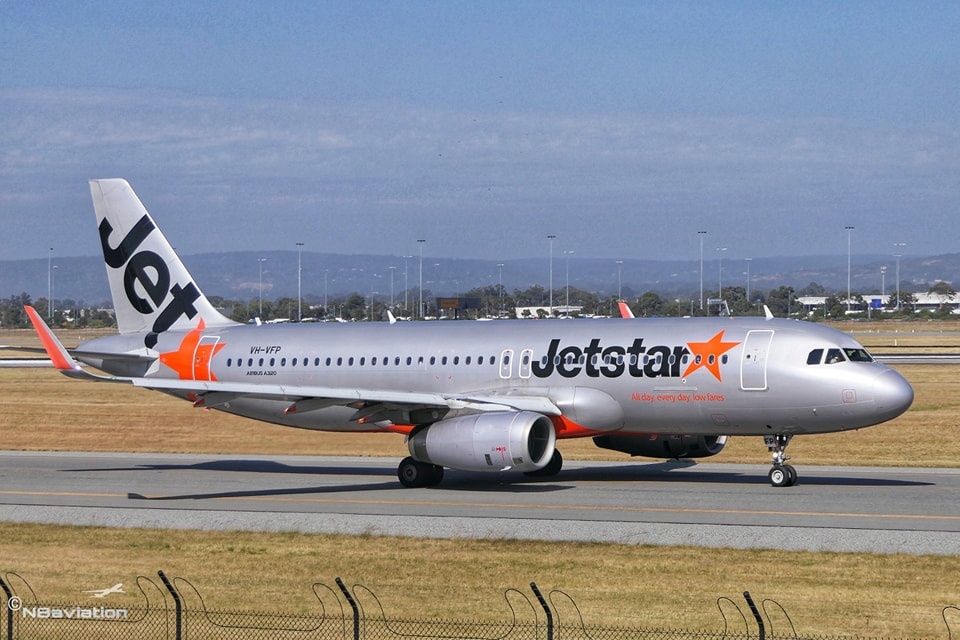 Jetstar Australia am tham xoa bai ve dong VN, chi xin loi o binh luan hinh anh