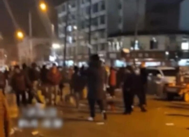 nem tien cong cong anh 1