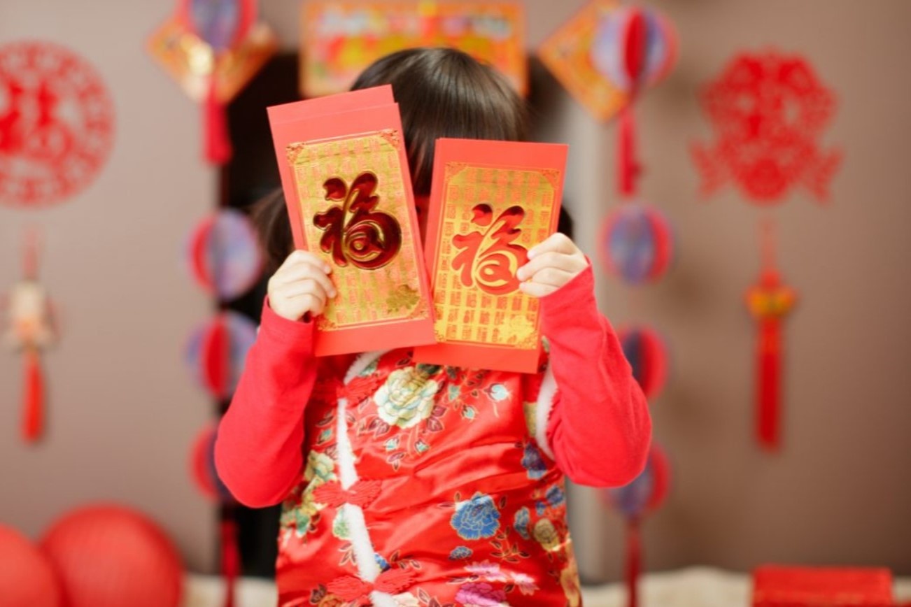 Dieu it biet ve tuc li xi o cac nuoc hinh anh