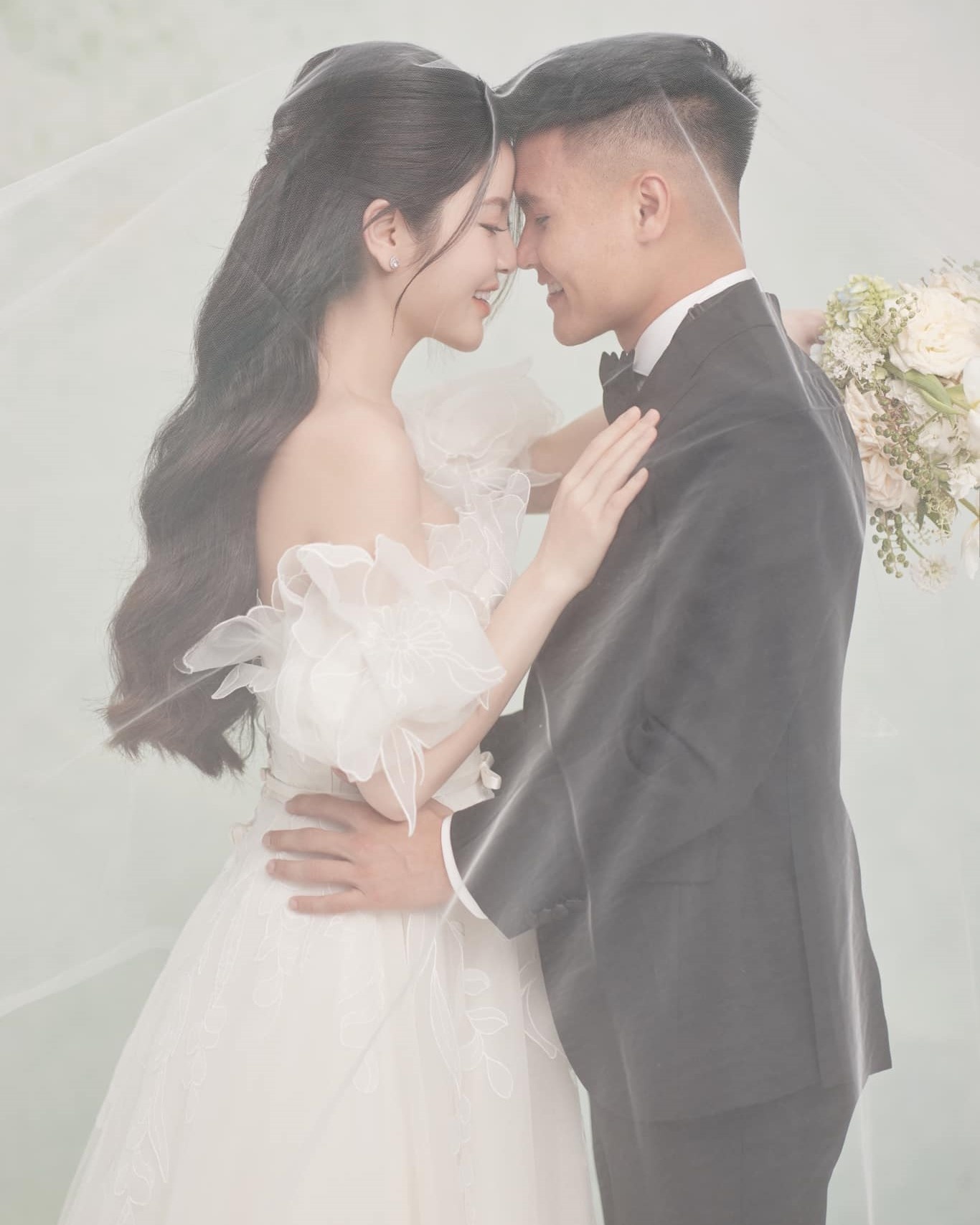 Quang Hai dam cuoi anh 2