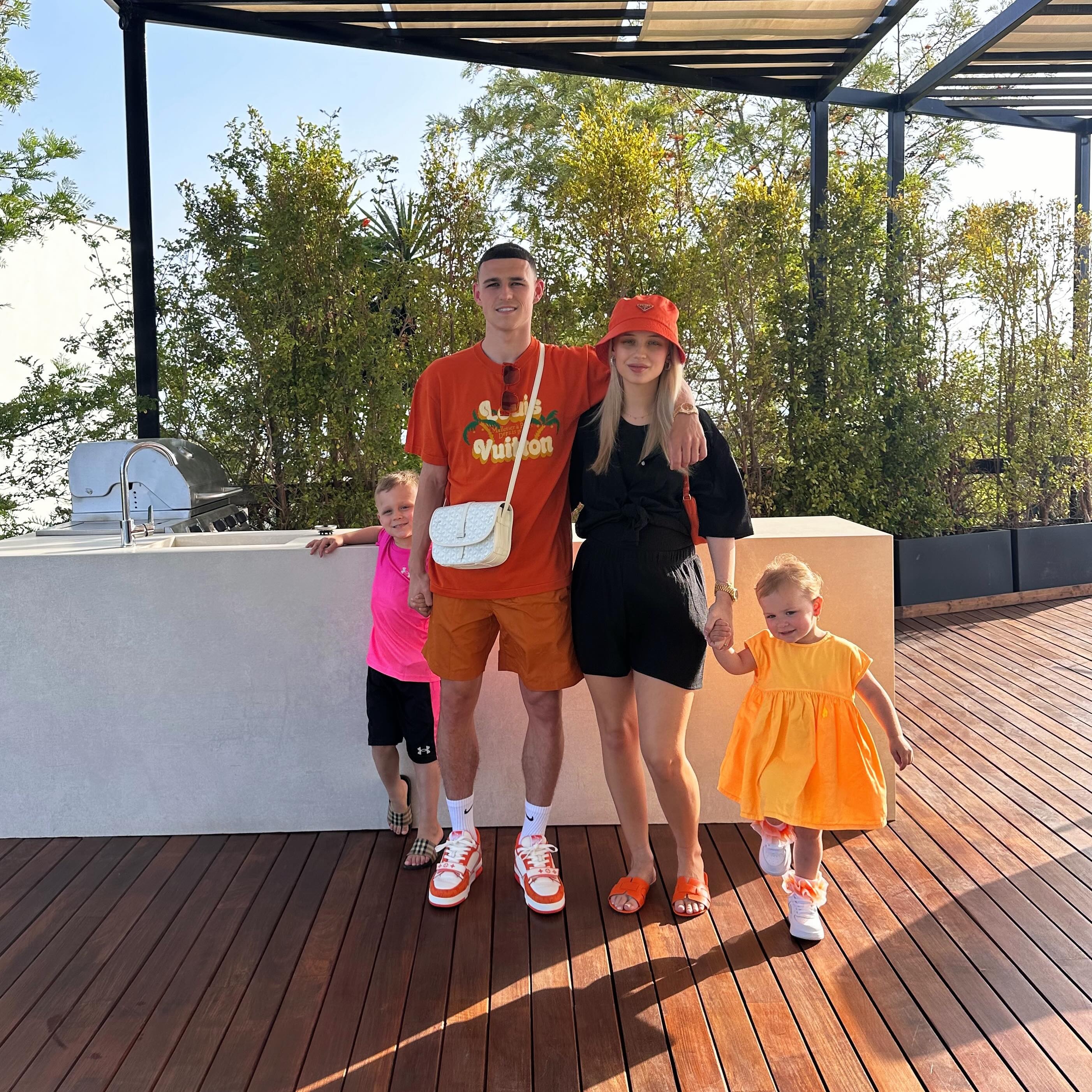 Phil Foden rời tuyển Anh ảnh 11 Phil Foden roi tuyen Anh anh 11