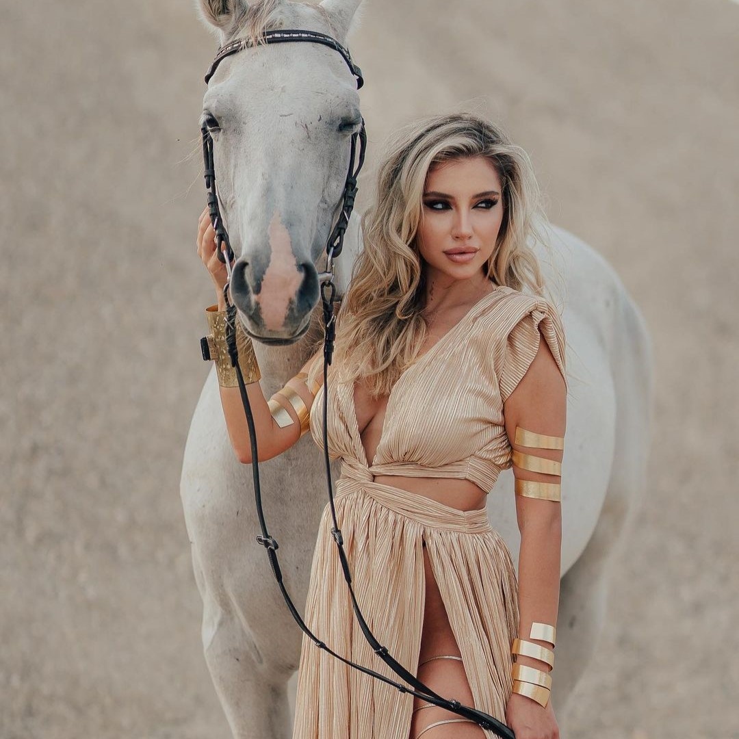 bạn gái cầu thủ ảnh 4 ban gai cau thu anh 4