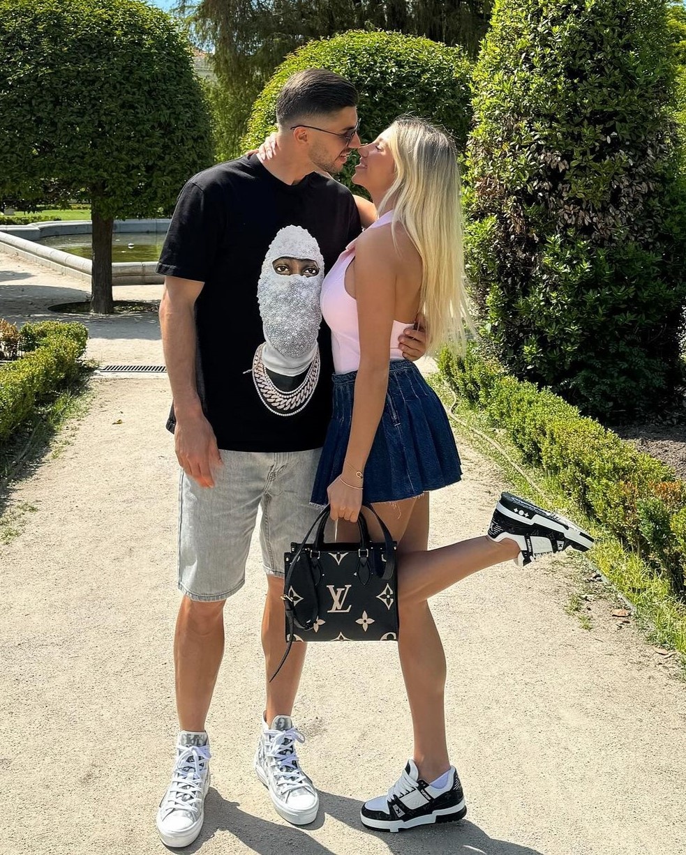 bạn gái cầu thủ ảnh 3 ban gai cau thu anh 3