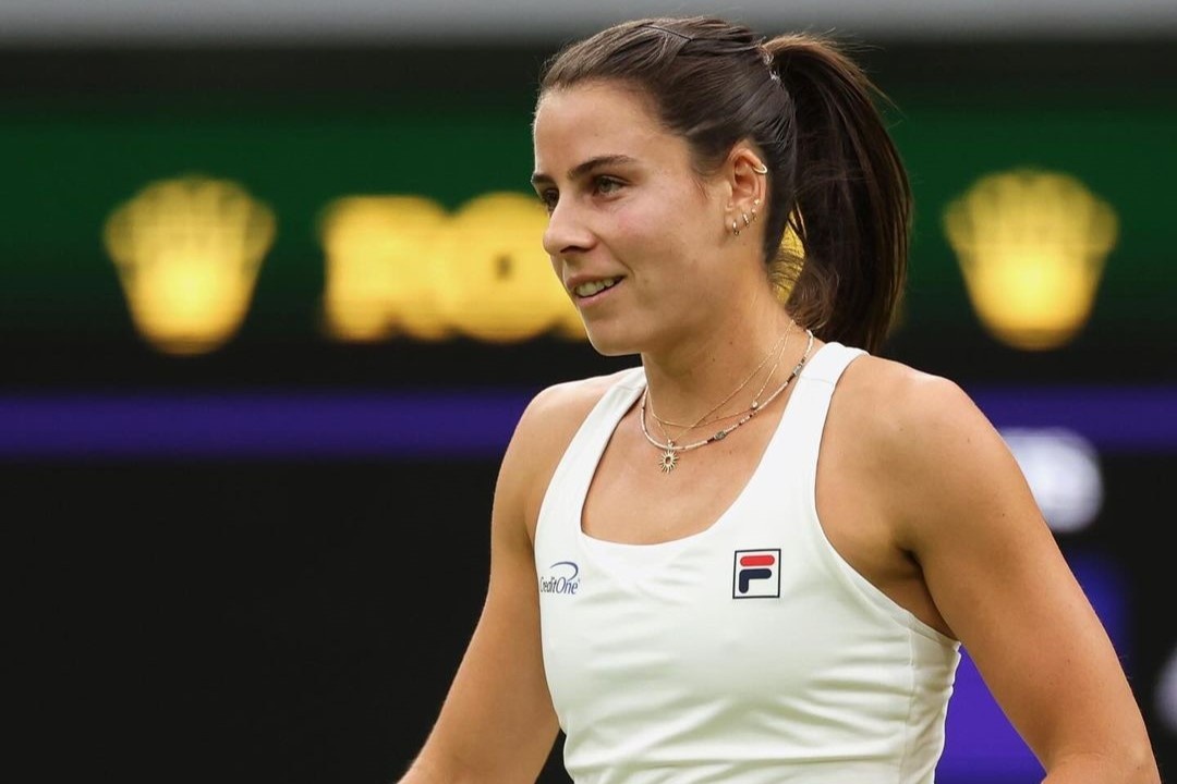 Ty phu quan vot 23 tuoi khuay dao Wimbledon hinh anh