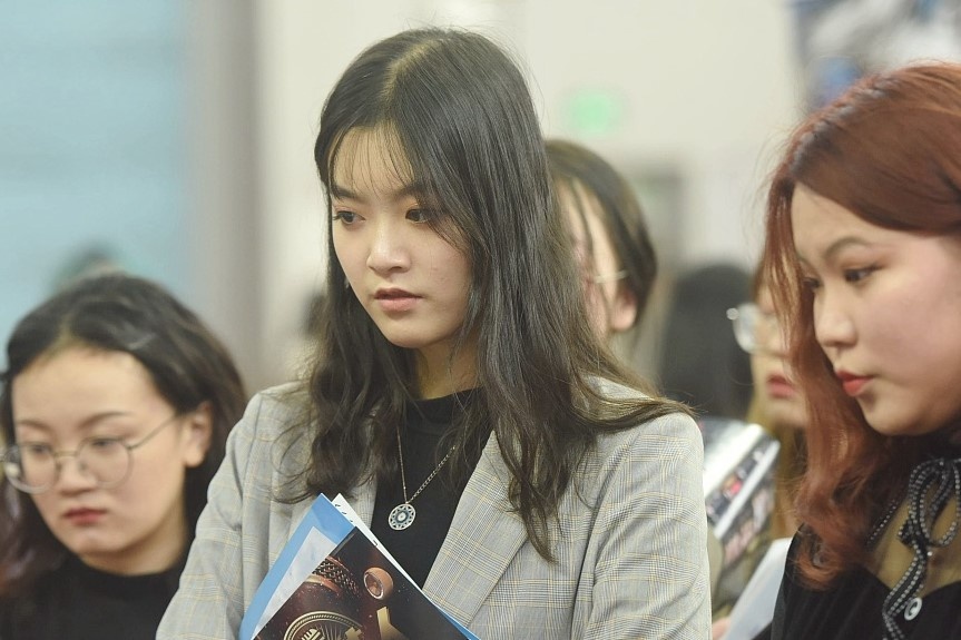 Cong ty bi kien vi bat ung vien nu thu thai truoc khi tuyen dung hinh anh