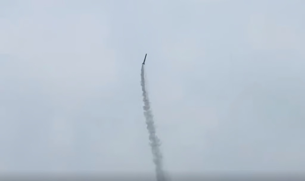 than dong trung quoc anh 2