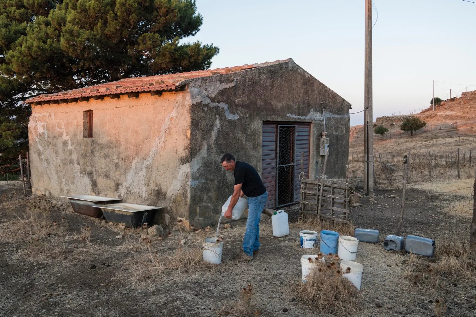 Sicily khung hoang hinh anh