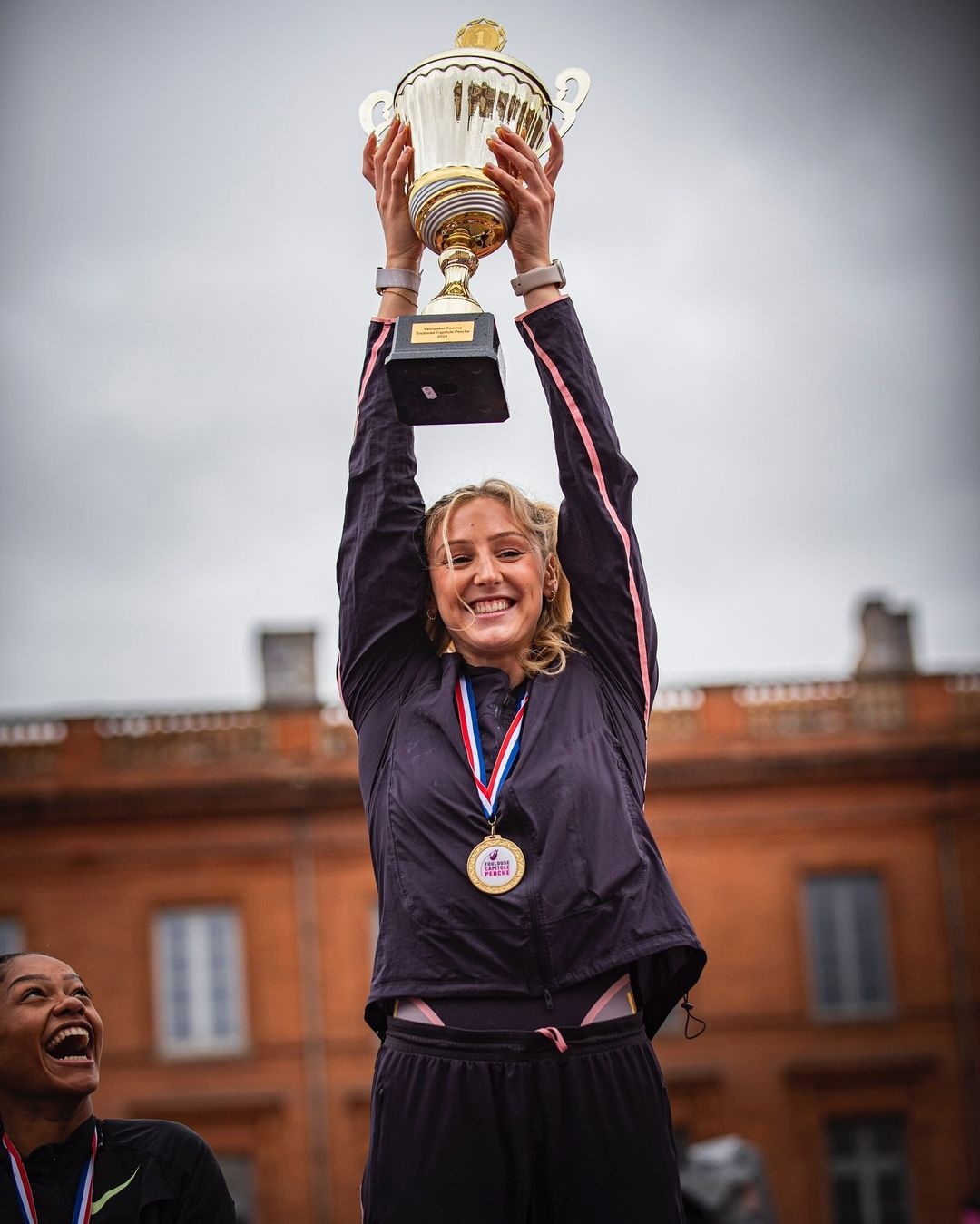 van dong vien quyen ru anh 9