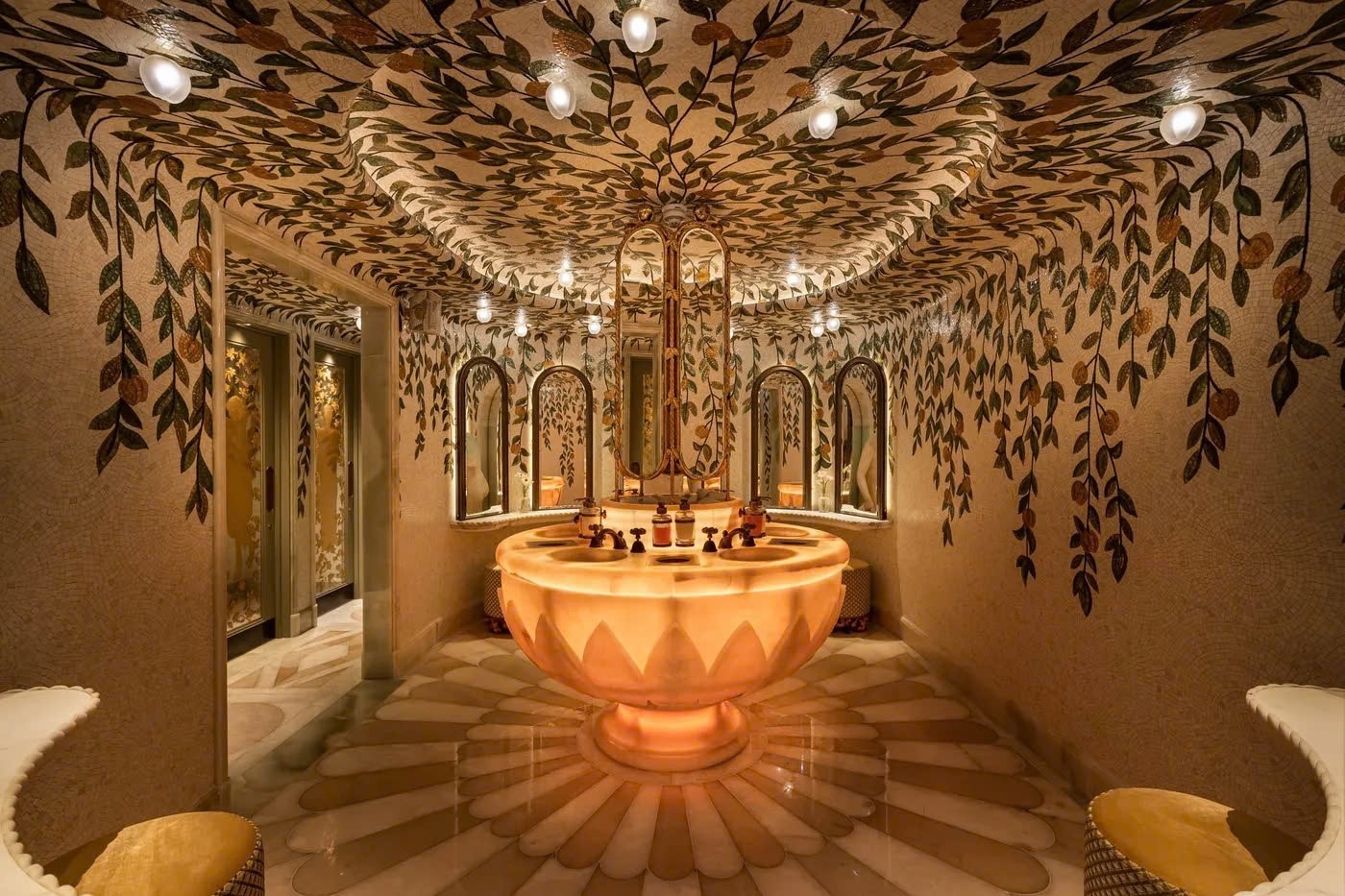 Nha ve sinh tro thanh noi sang trong nhat trong nha hang khap the gioi hinh anh