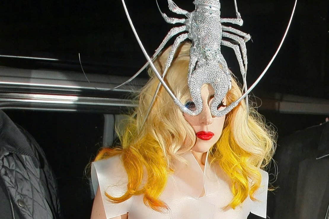 Tom hum - tu mon an cua no le thanh bieu tuong dia vi thuong luu hinh anh