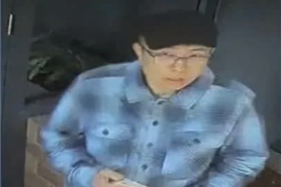 Tim ra danh tinh nguoi dan ong do ca phe nong vao em be o Australia hinh anh