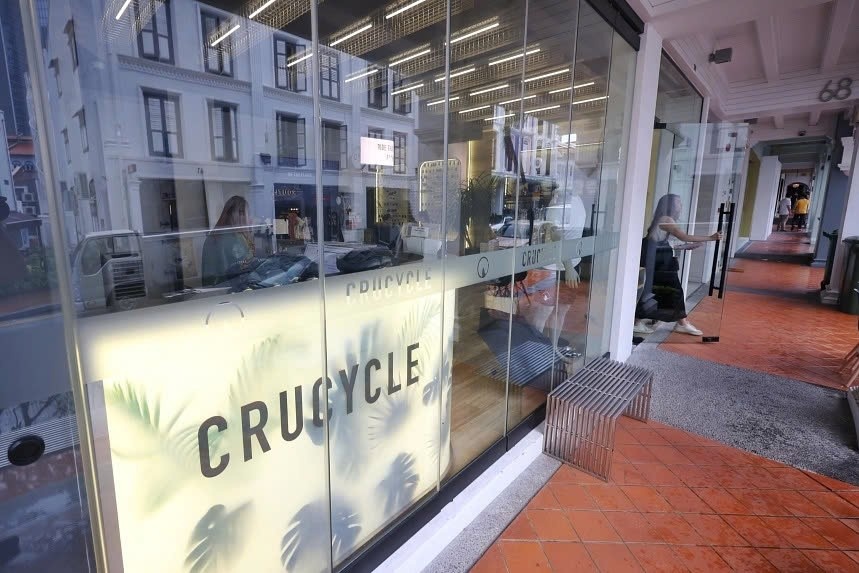 Chuoi phong gym CruCycle dong cua tren toan cau hinh anh