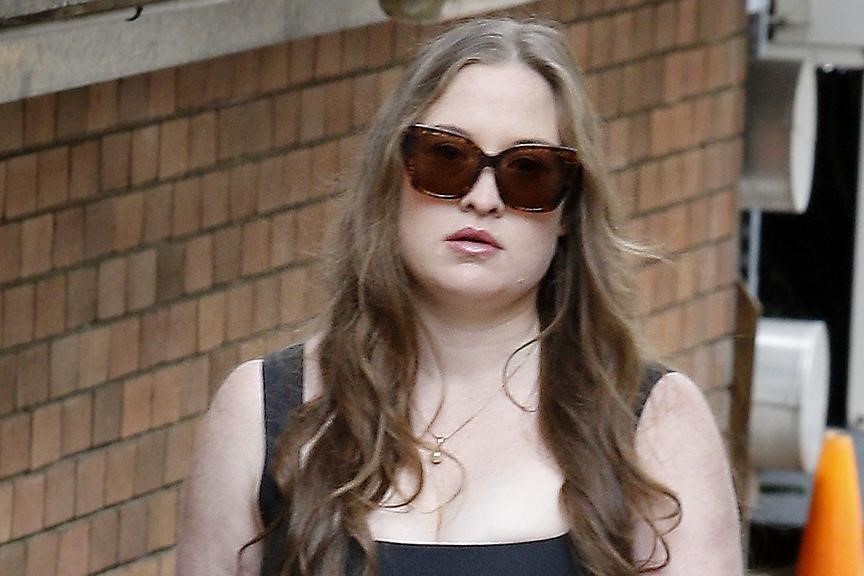 Con rieng cua ty phu thang the trong cuoc chien gianh gia san hinh anh