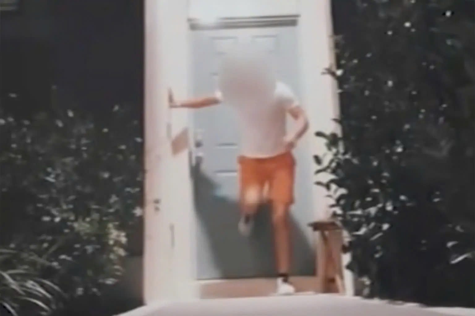 Nguy hiem chet nguoi tu thu thach 'da cua' lan truyen tren TikTok hinh anh