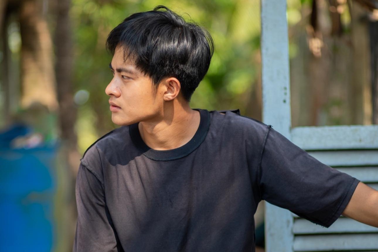 Dan mang kho chiu vi di dau cung thay binh luan ve Le Tuan Khang hinh anh