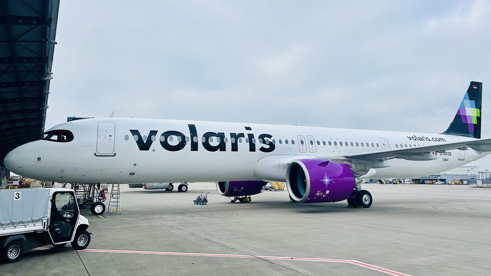 hanh khach cuop may bay anh 1