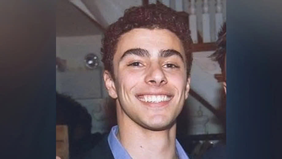 Thay gi tu phan ung nguoc dong trong vu am sat chan dong New York hinh anh