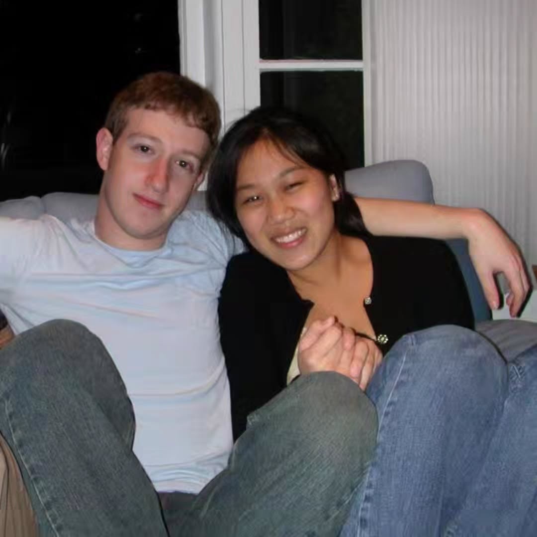 Mark Zuckerberg mac jumpsuit anh 4