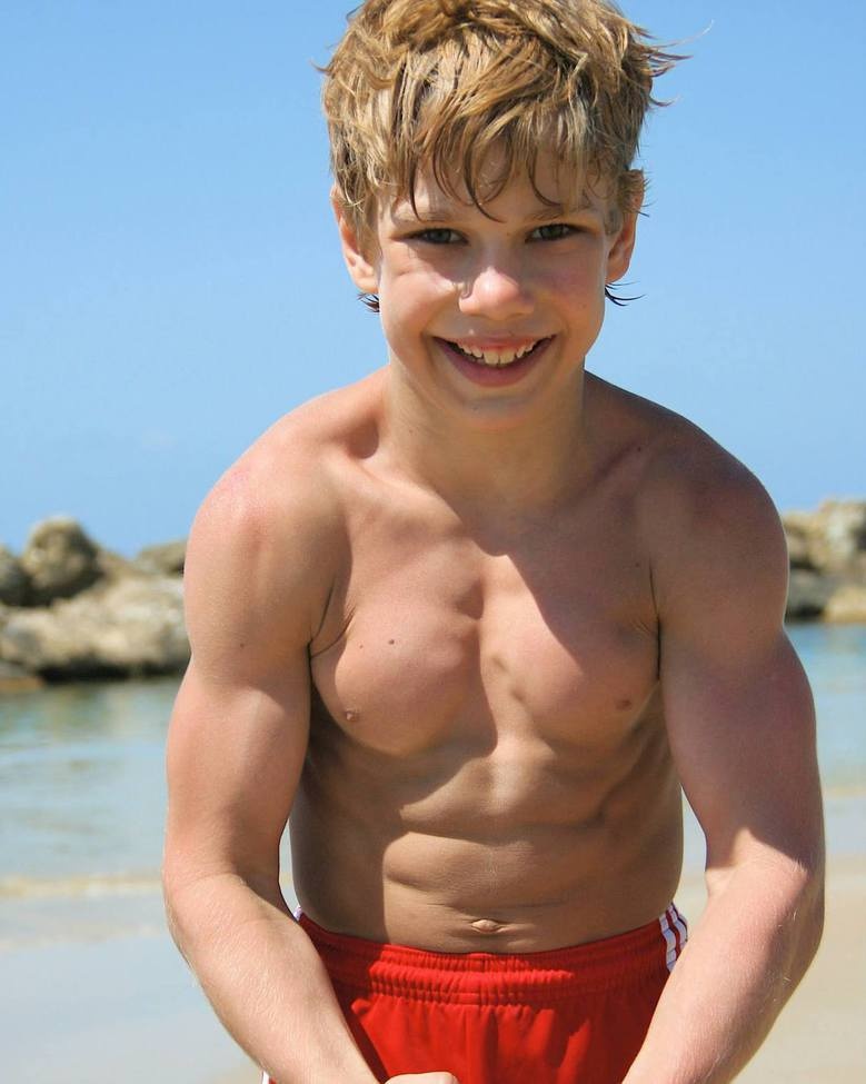 quai vat co bap nhi anh 2