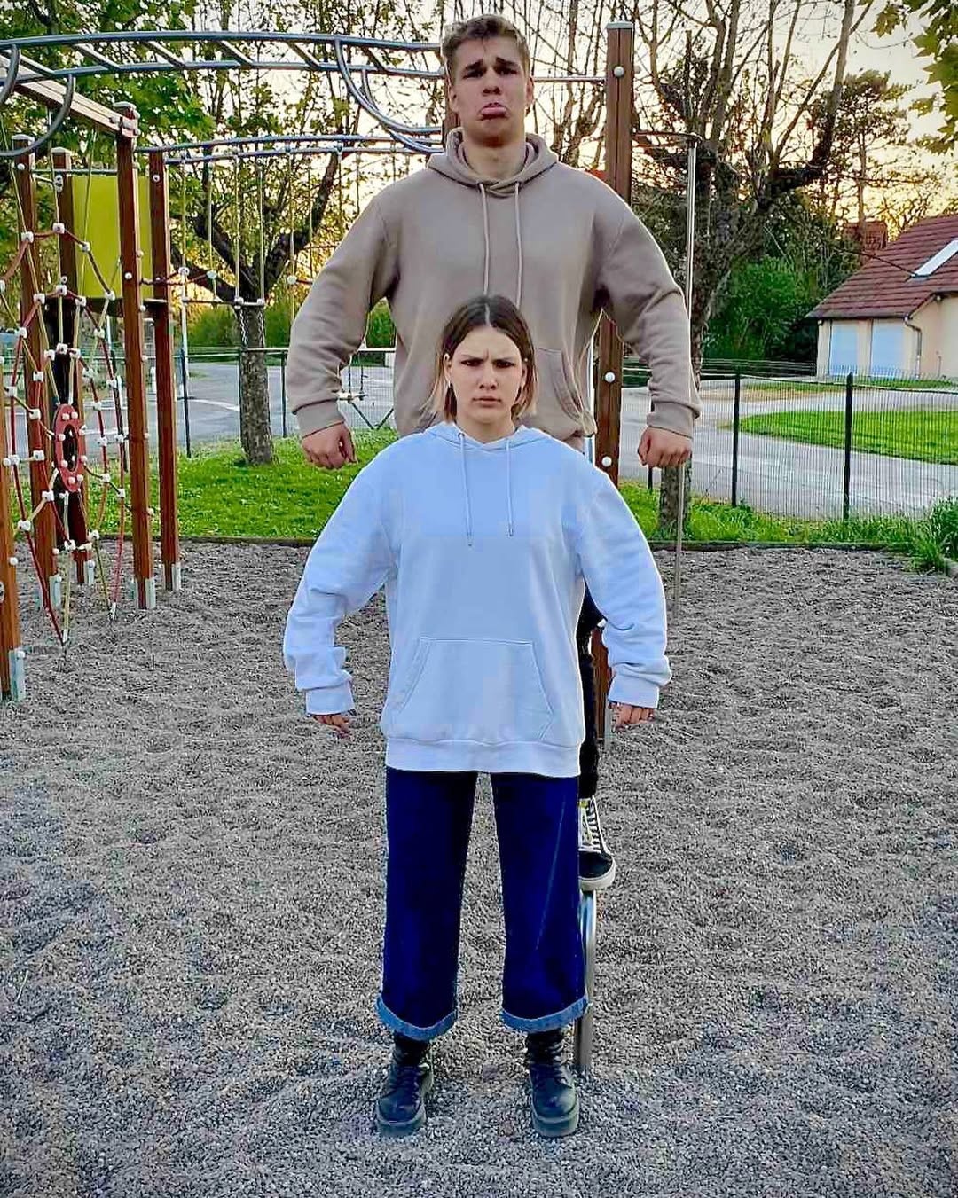 quai vat co bap nhi anh 7