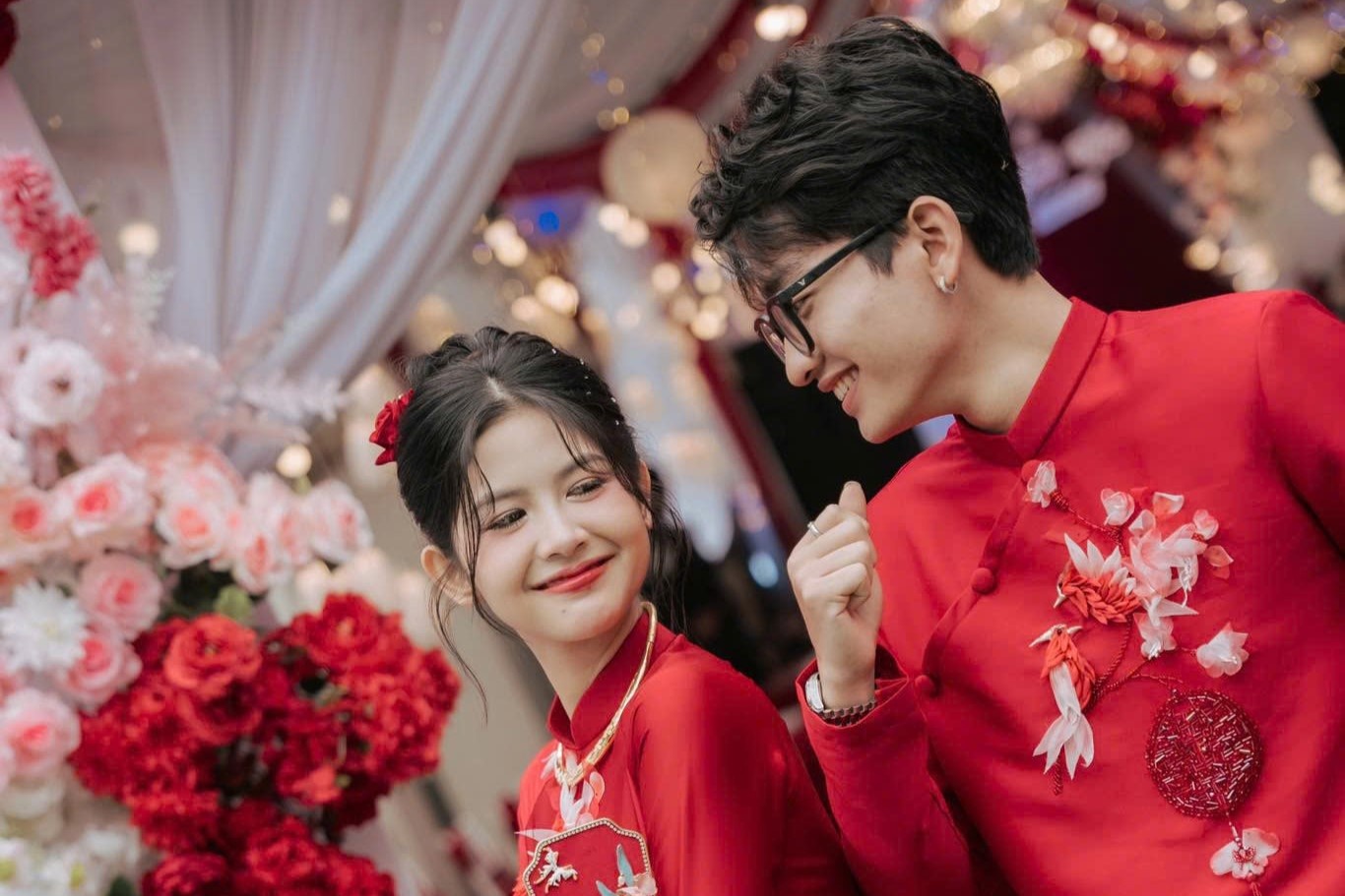 Hot girl 'chan xoan quay' ket hon sau hon 10 nam noi tieng hinh anh