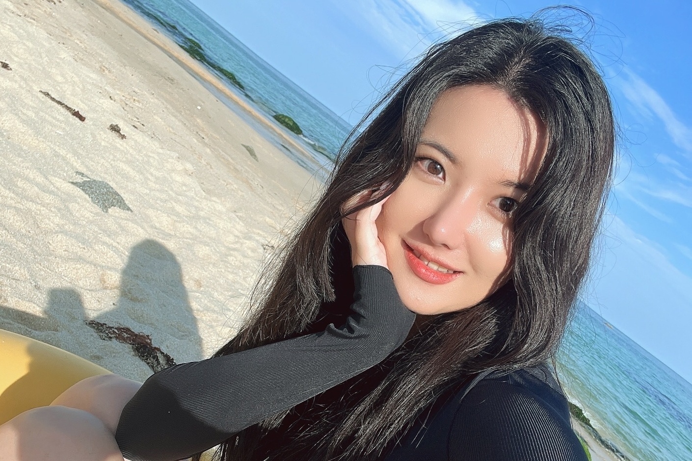 Ba chu shop do choi tinh duc gay sot show hen ho lesbian o Han Quoc hinh anh