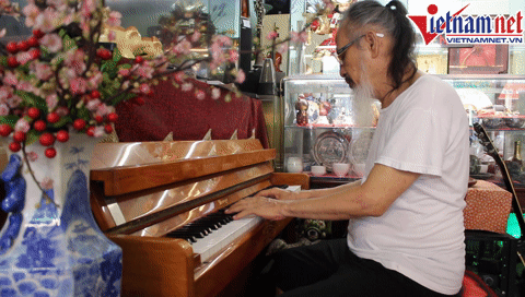 Khach vua an che vua nghe chu quan choi dan 'cuc dinh' o TP.HCM hinh anh