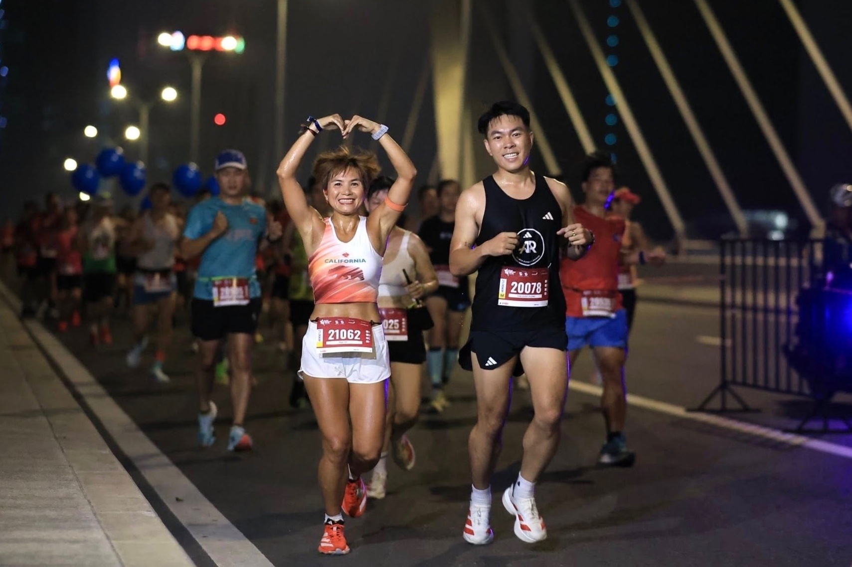 Con so ky luc trong giai di bo - chay bo tai TP.HCM hinh anh