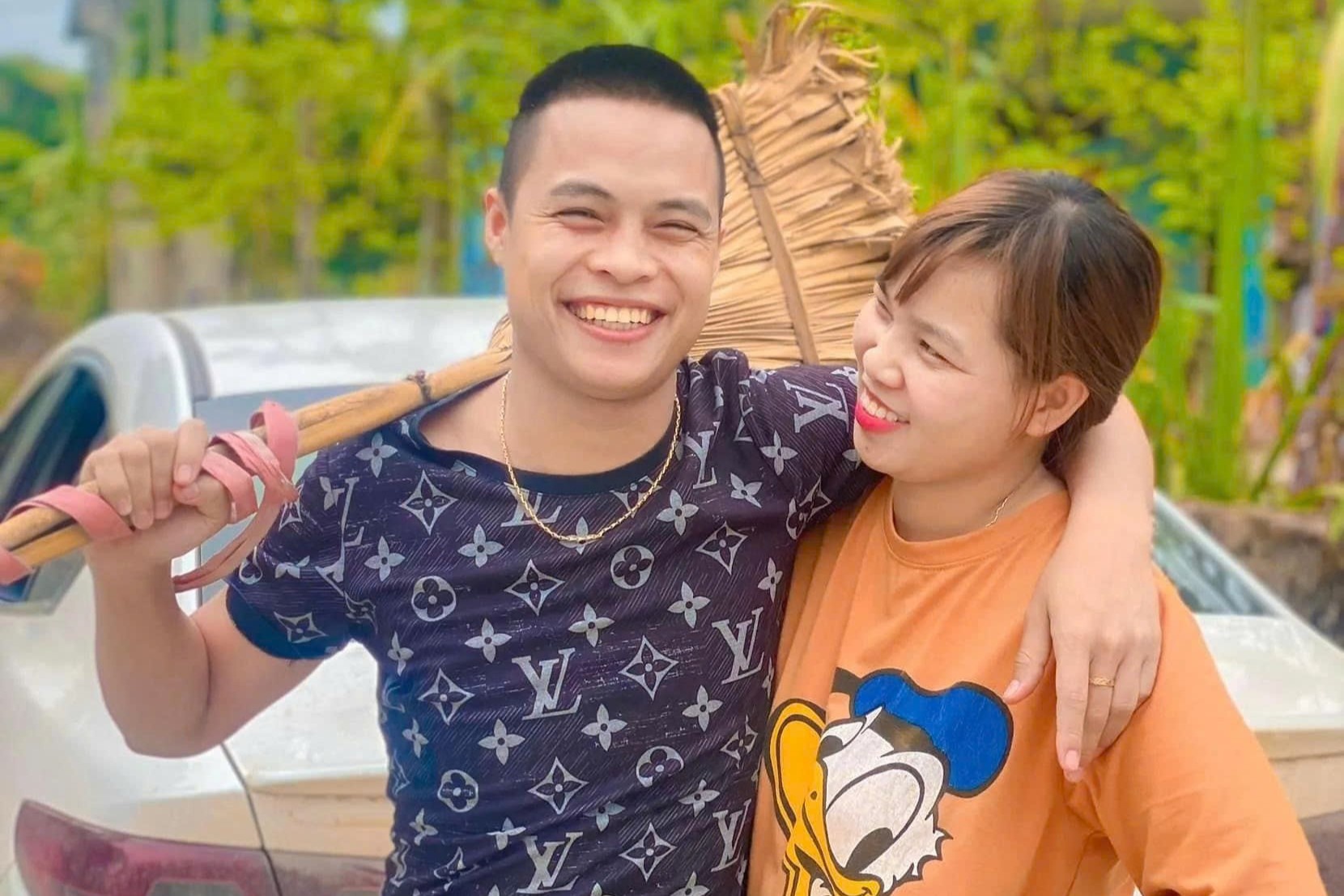 Dong thai dang ngo cua TikToker trieu fan giua on ao ban hang gia hinh anh