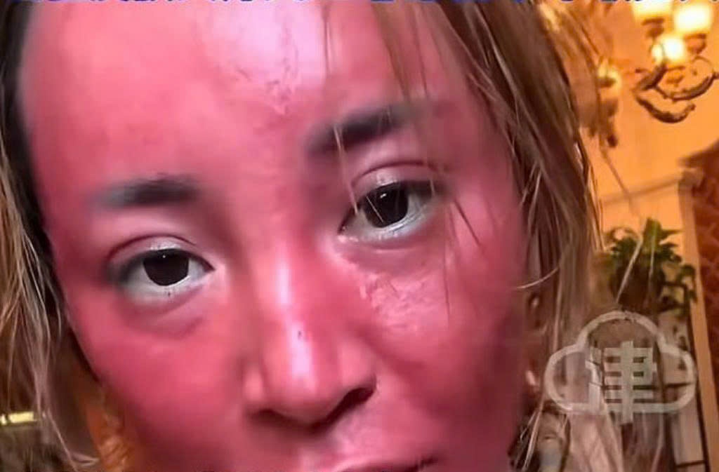 22 nam khong tay trang anh 1