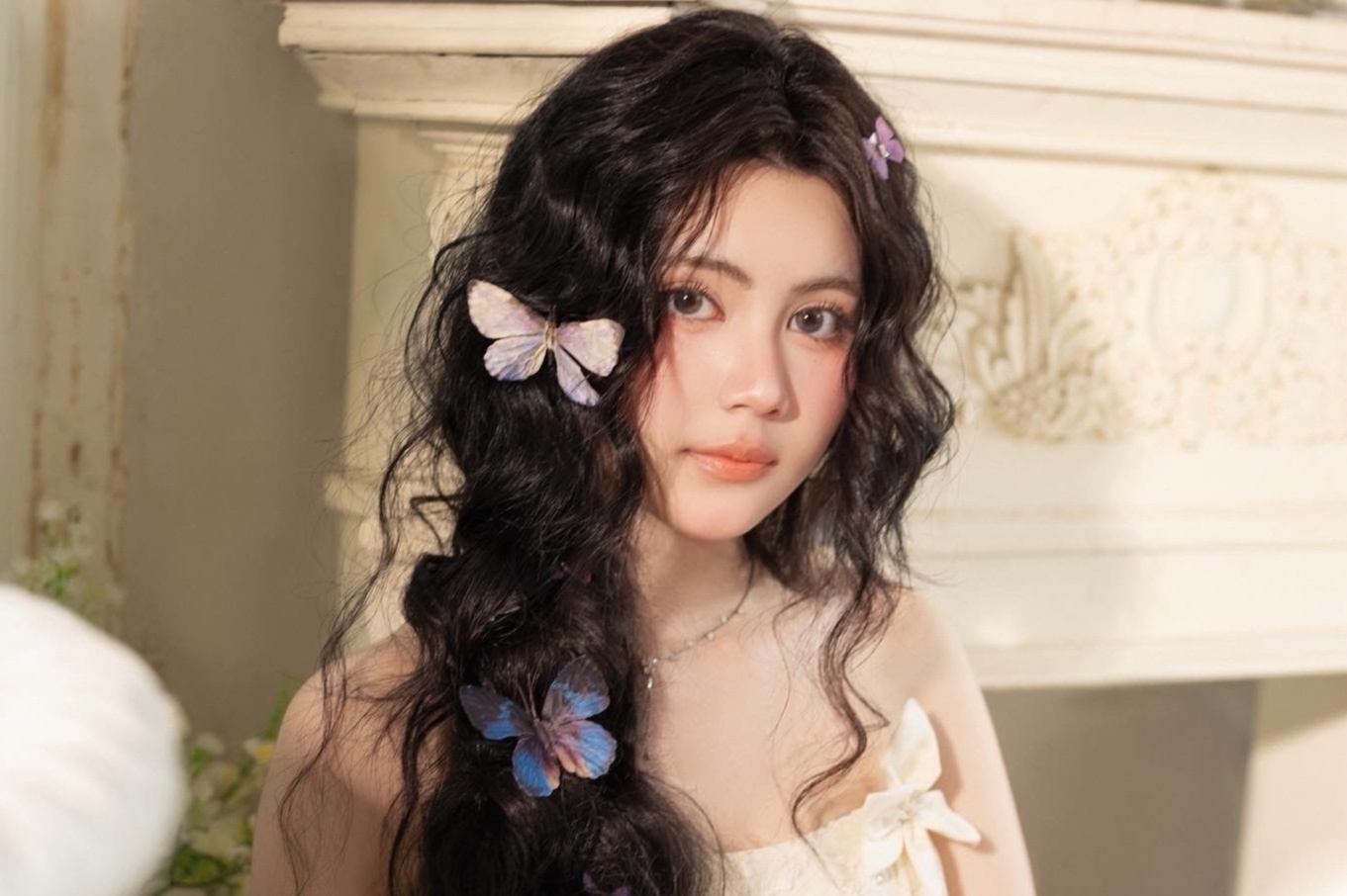 Nhan sac tuoi 17 cua con gai Quyen Linh hinh anh