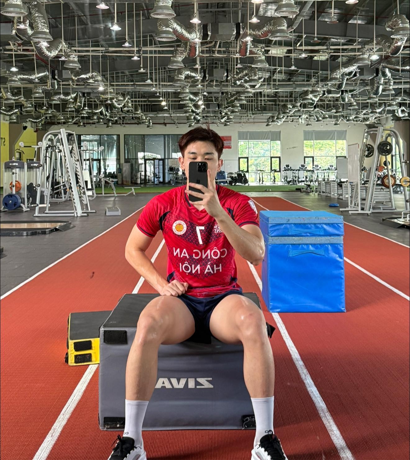 Nguyen Dinh Bac vo dich anh 4