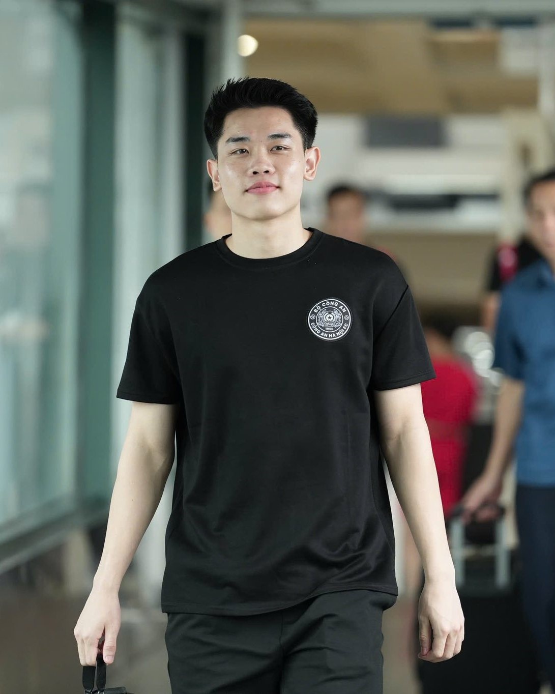 Nguyen Dinh Bac vo dich anh 3