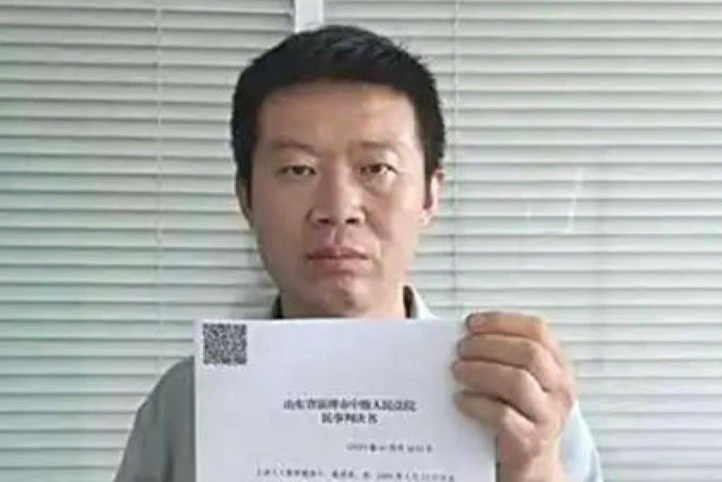 Cai nhau voi con trai, ong bo phat hien ca hai dua khong phai con ruot hinh anh