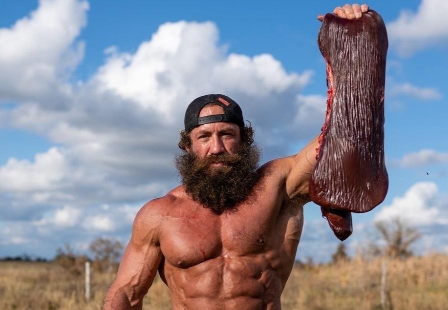 Ky di trend an thit song nhu 'Vua Gan' hinh anh