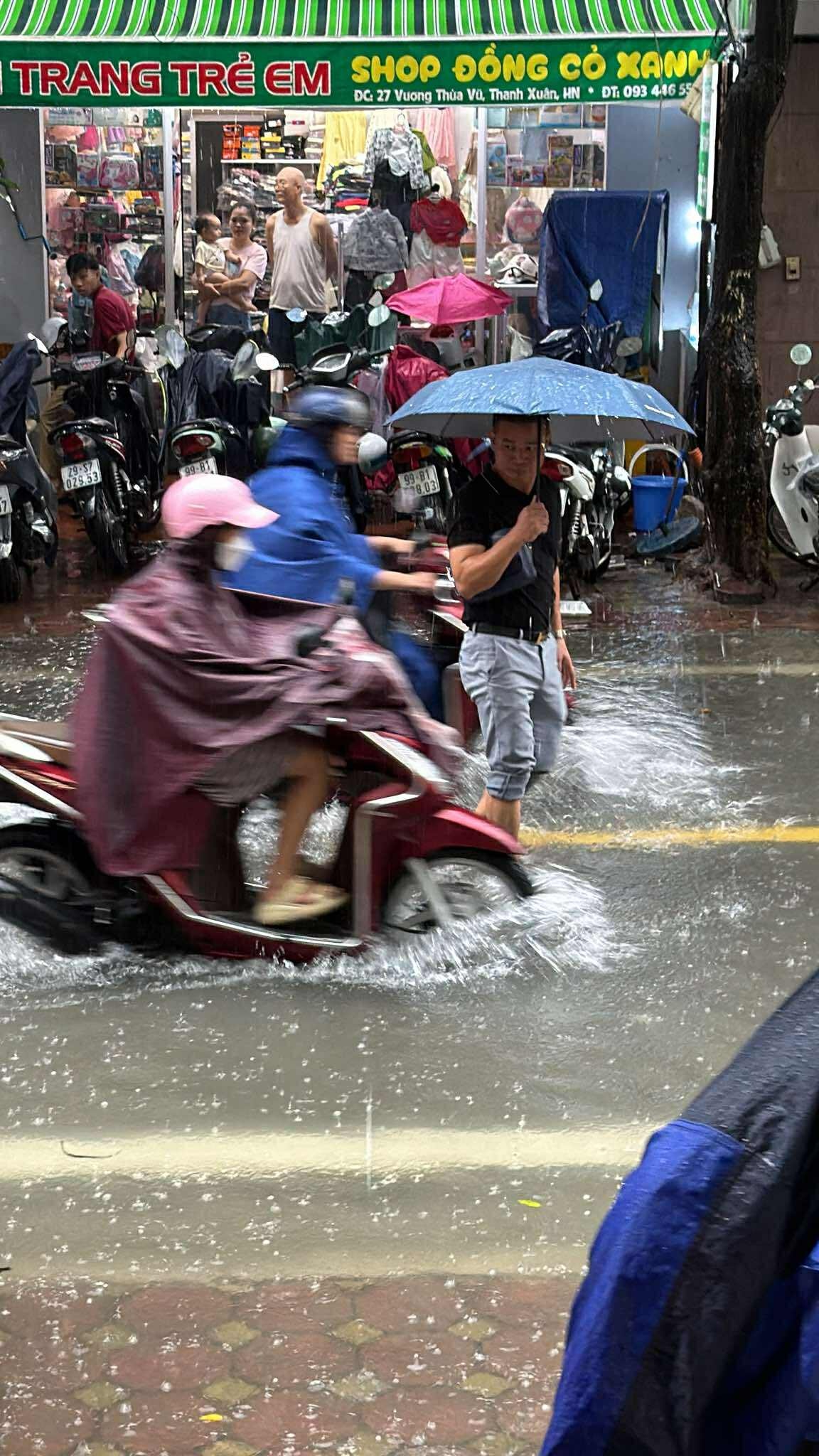 mua ngap o Ha Noi anh 5