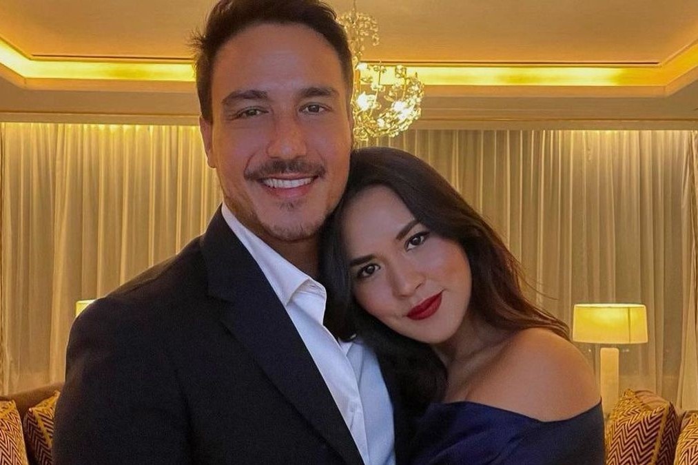 Vu bat qua tang ngoai tinh tren Pinterest gay chan dong Indonesia hinh anh