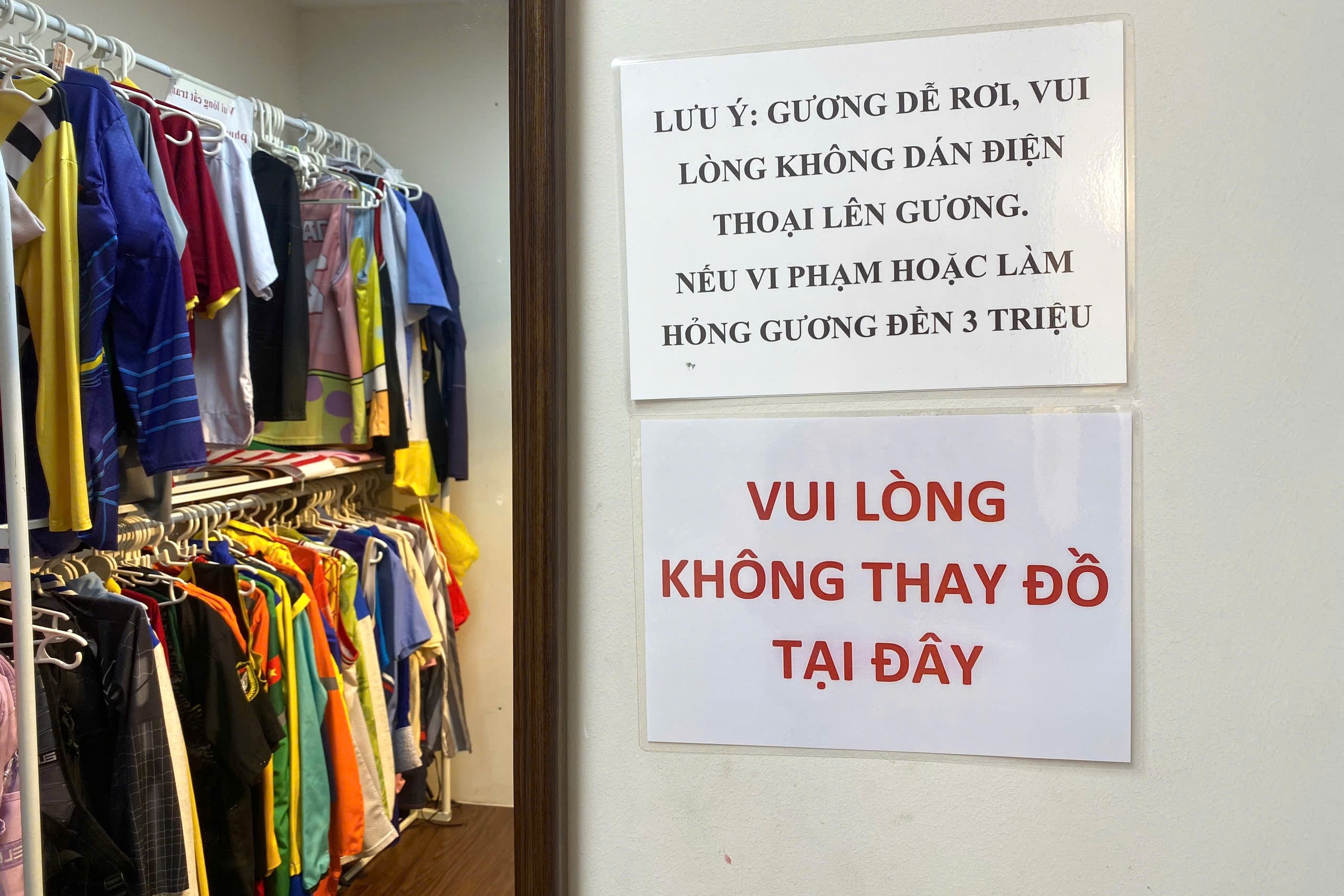 tiệm photobooth quay lén ảnh 1 tiem photobooth quay len anh 1