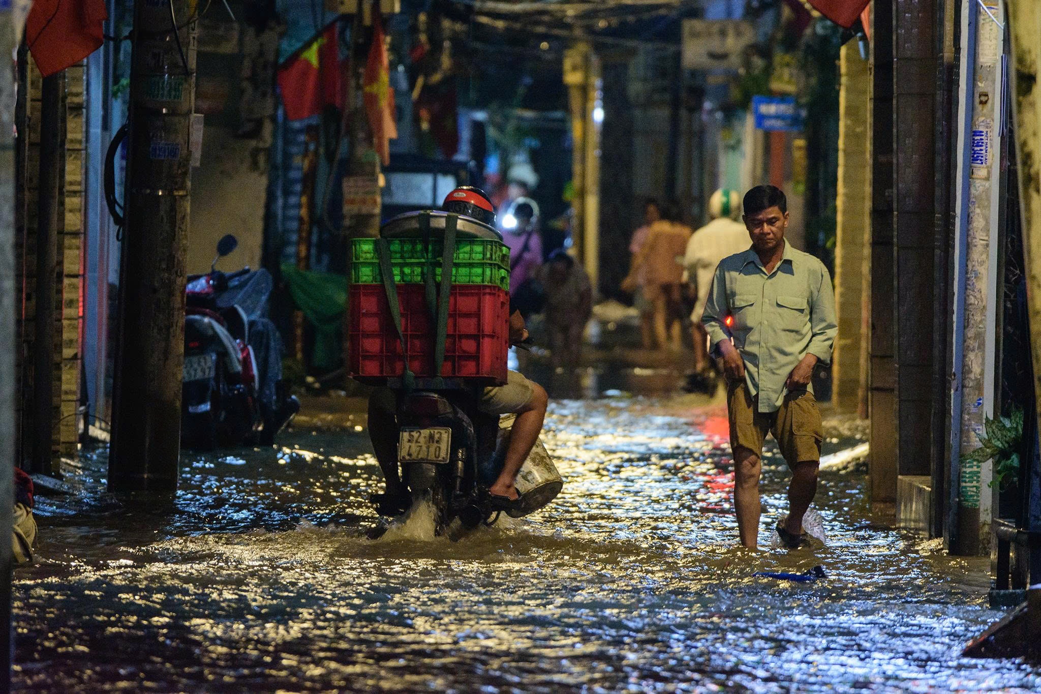 triều cường ở TP.HCM ảnh 16 trieu cuong o TP.HCM anh 16