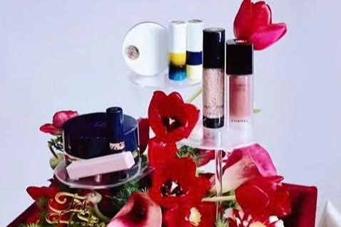 Can canh trap le toan my pham cao cap cua co dau Tay Ninh hinh anh