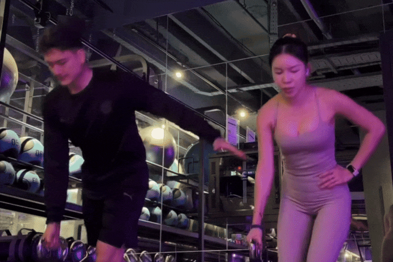 Vo chong Dang Van Lam 'hen ho' trong phong gym o Nga hinh anh