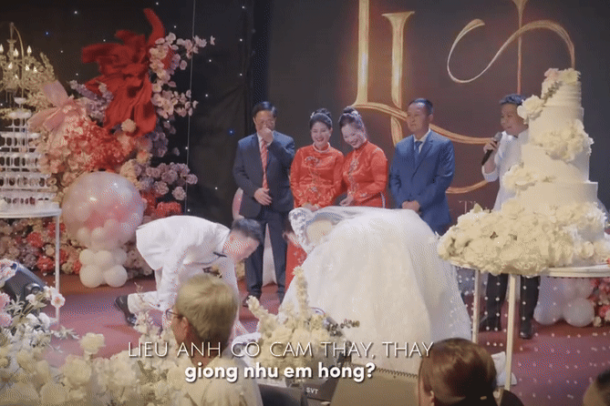 Clip chu re bo tren san khau phan thang thua voi vo hut 7 trieu view hinh anh