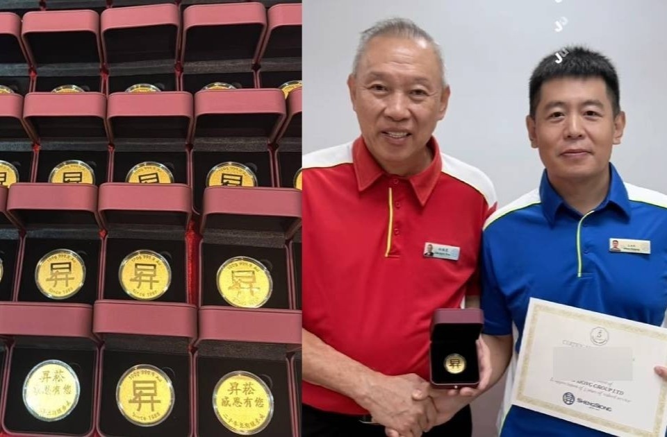 'Ty phu nuoi lon' Singapore gay sot khi thuong vang cho nhan vien hinh anh