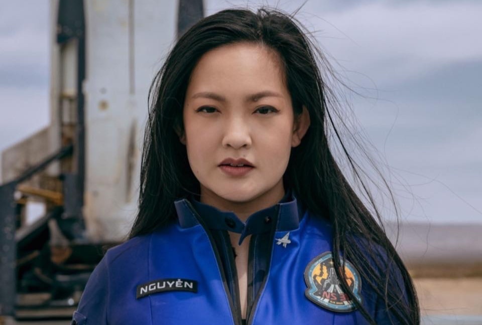 Nu phi hanh gia goc Viet tram cam sau chuyen bay lich su vao vu tru hinh anh