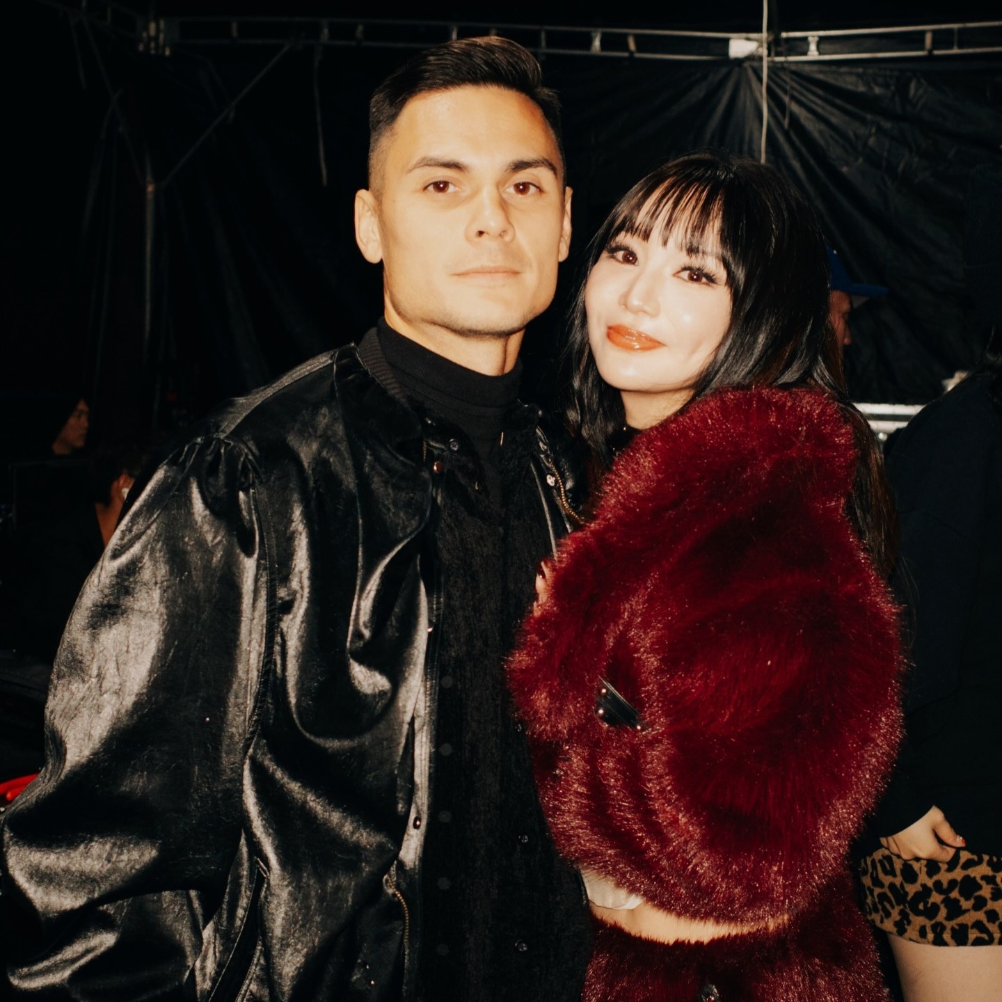 ban gai nong bong anh 1