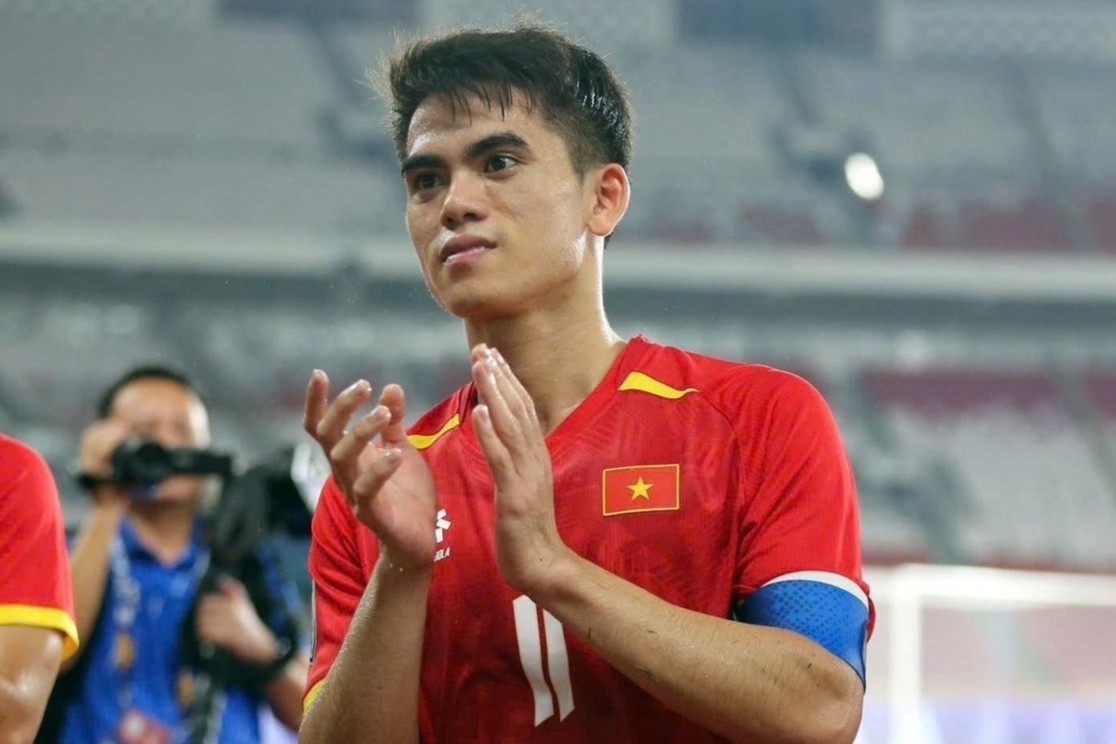 Ly do Khuat Van Khang duoc fan dat biet danh 'hoc sinh gioi' hinh anh