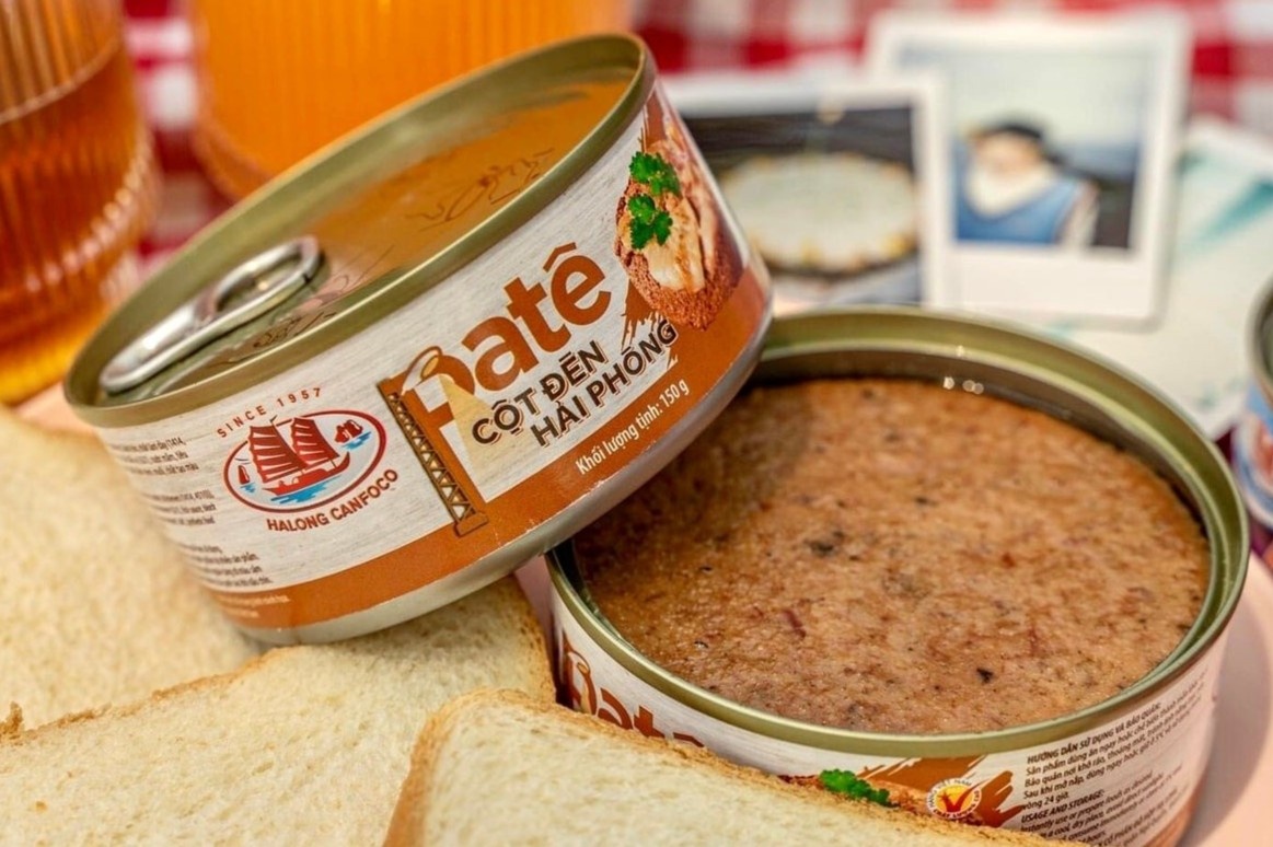 Do hop Ha Long dong loat 'bay mau' hinh anh