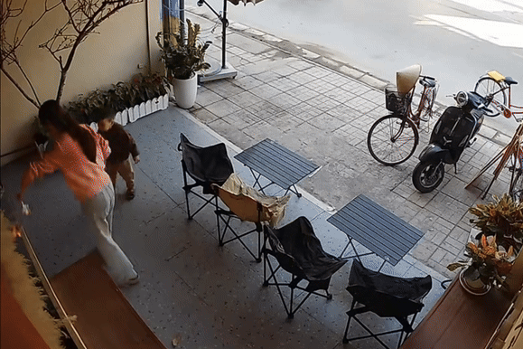 Nhan vien 'dot via', suyt dot ca quan ca phe o Hai Phong hinh anh